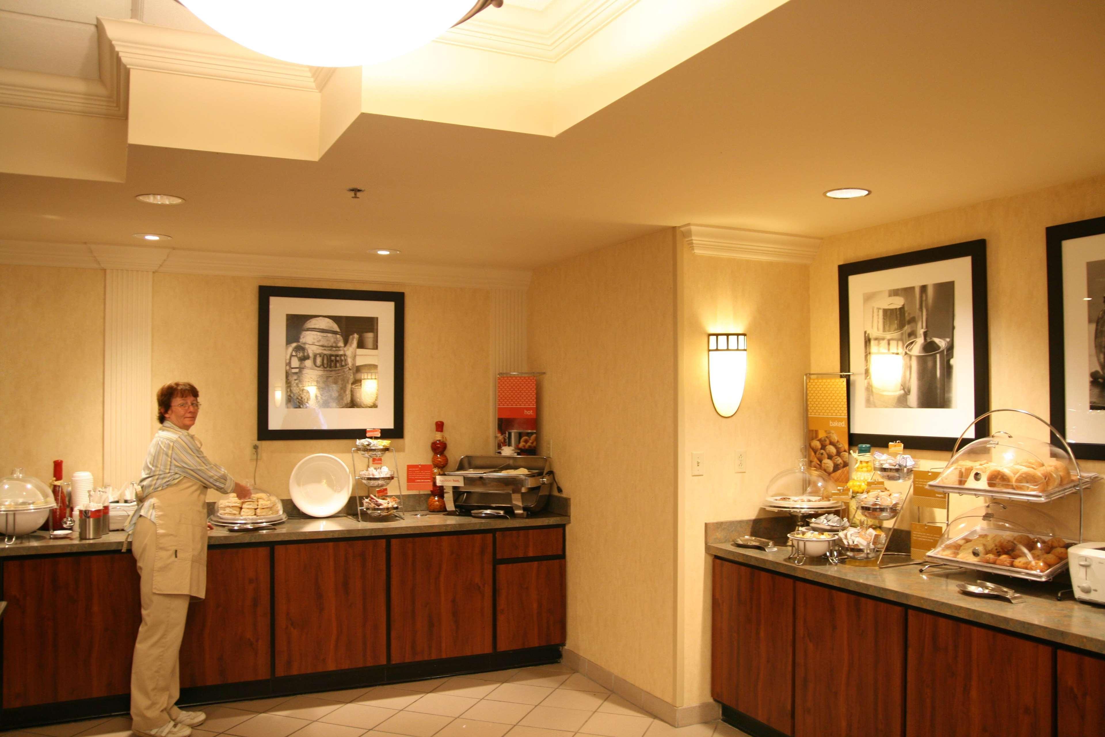 Hampton Inn Маунт-Вернон Экстерьер фото
