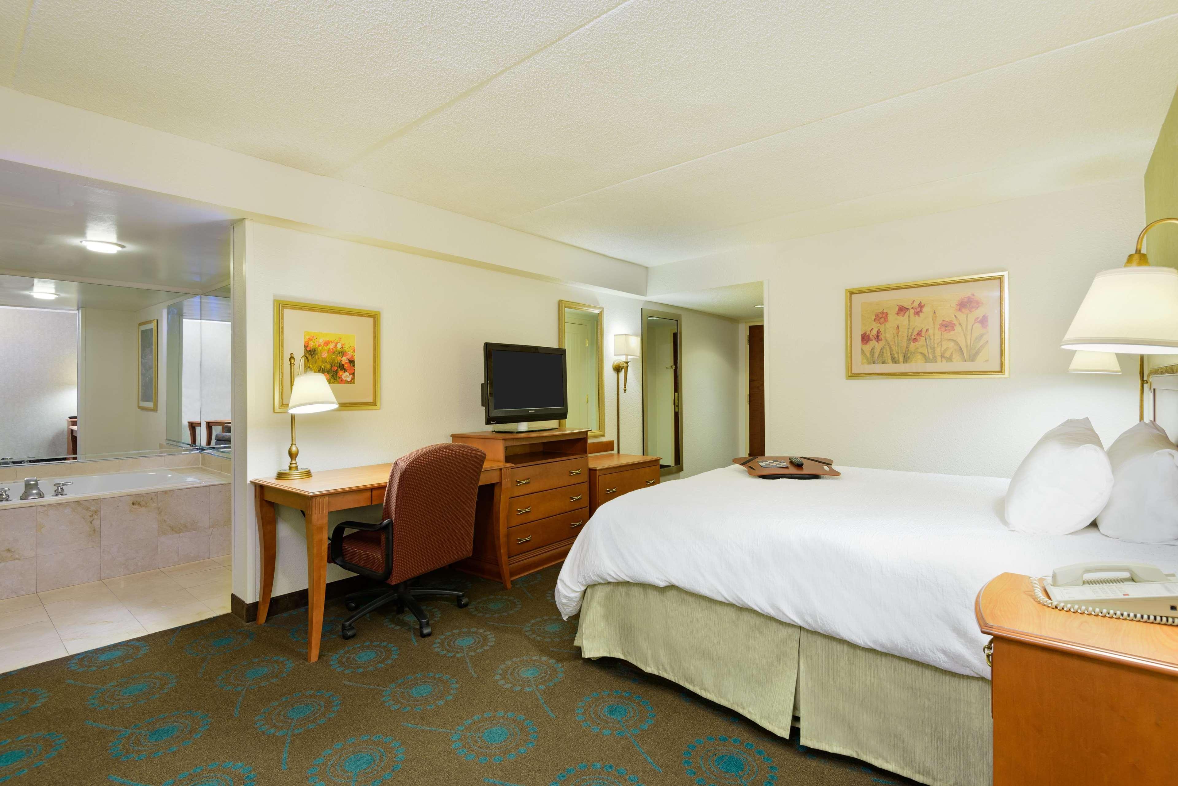 Hampton Inn Маунт-Вернон Экстерьер фото